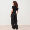 T-shirt ajust&eacute; manches courtes noir femme