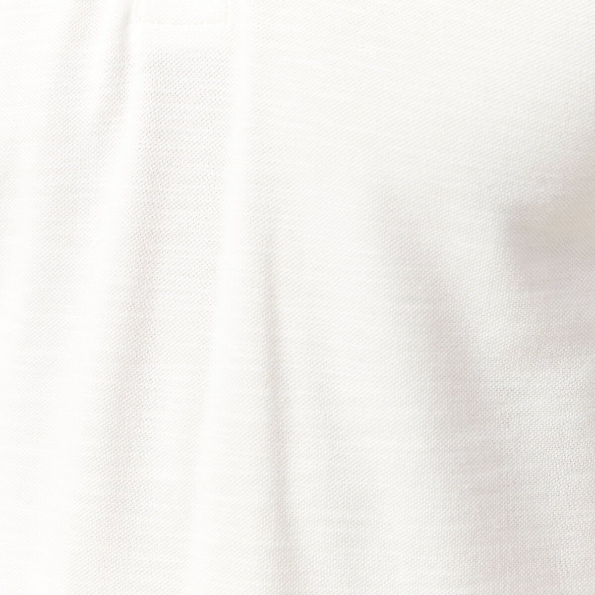 Polo cintr&eacute; manches courtes en coton ecru homme
