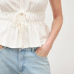 Blouse cintr&eacute;e col v manches courtes ecru femme