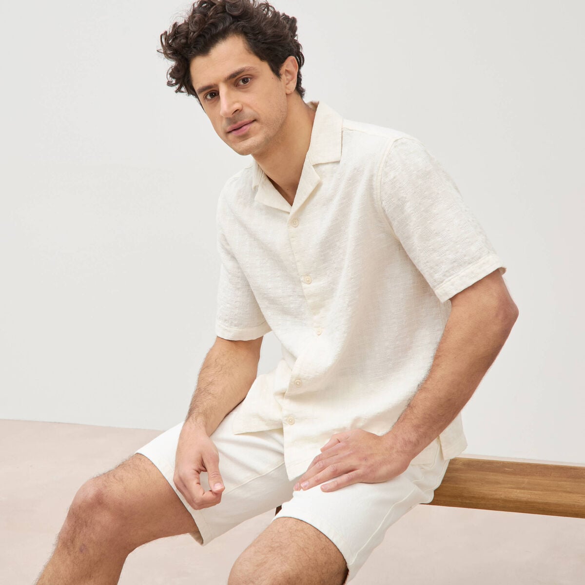 Col boyfriend manches courtes en coton ecru homme