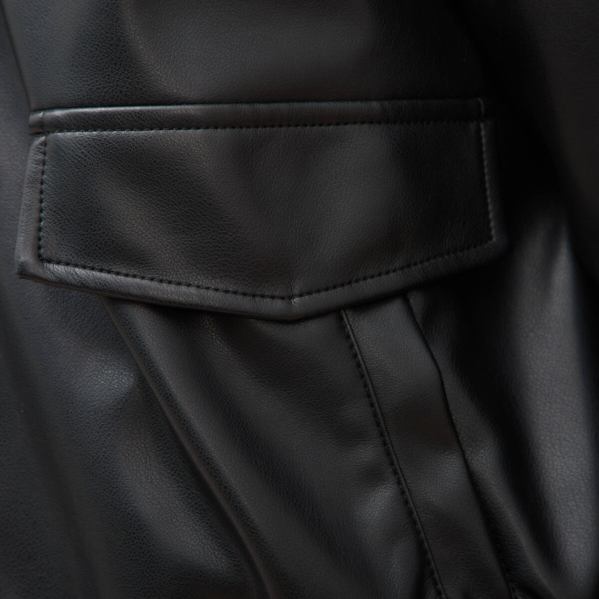 Blouson oversize manches longues noir femme