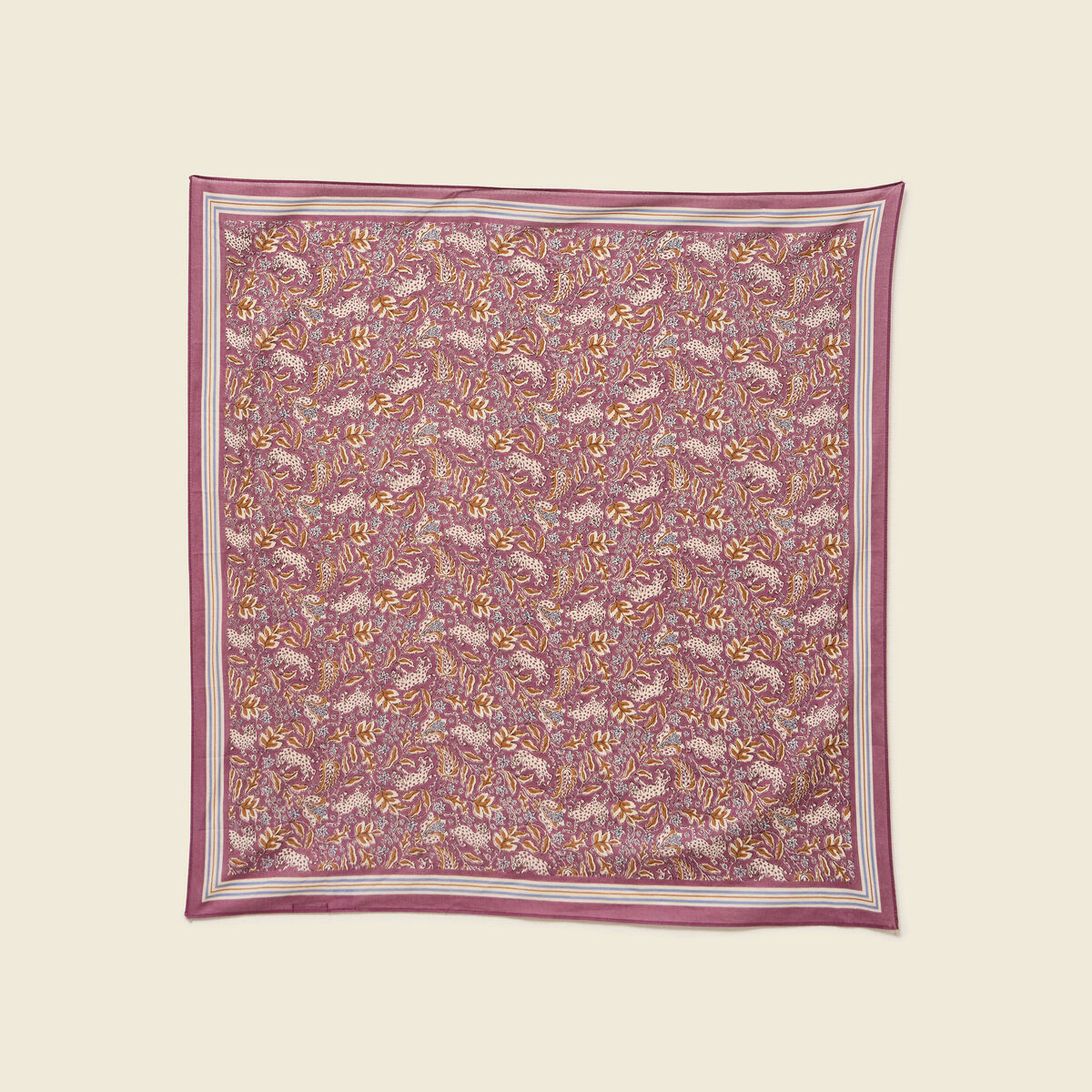 Foulard en coton satin&eacute; bordeaux femme