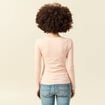 T-shirt cintr&eacute; manches longues col rond rose champagne femme