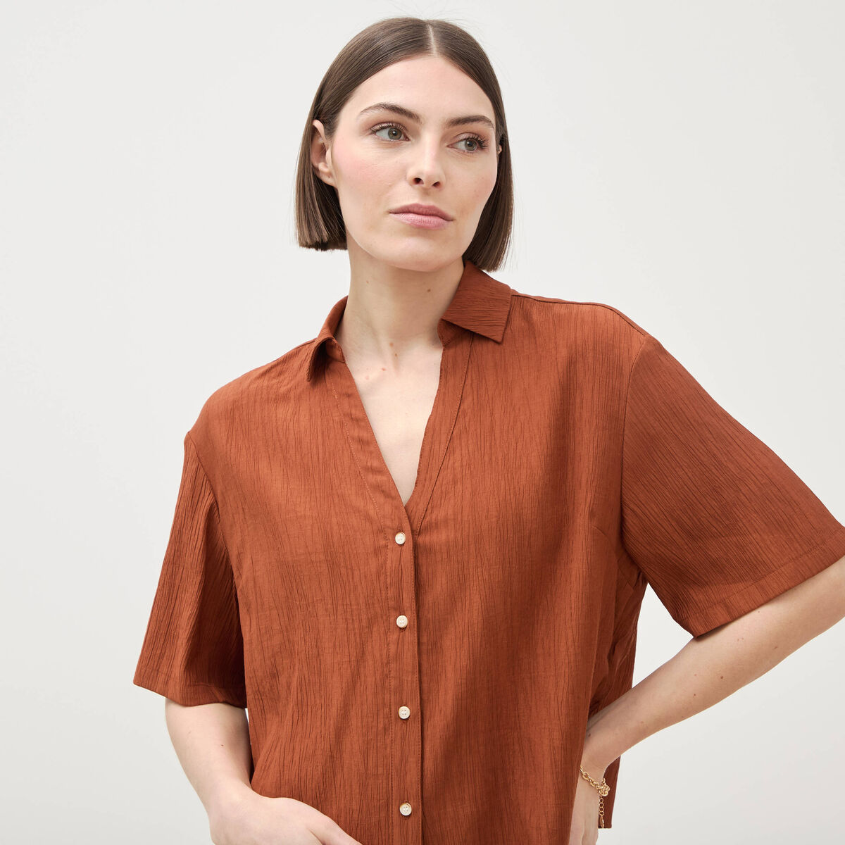 Blouse manches courtes fluide marron femme