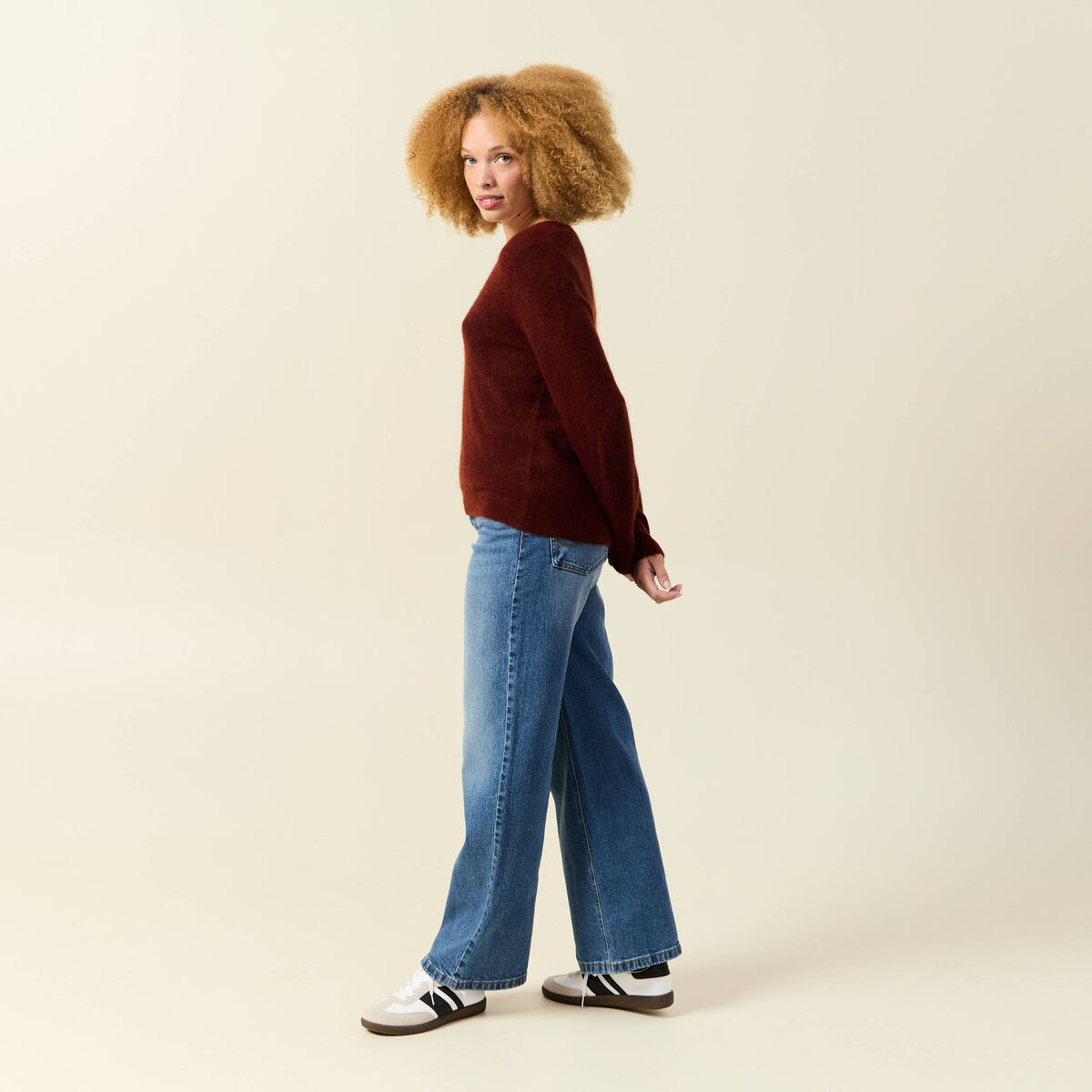 Pull col V manches longues orange fonc&eacute; femme