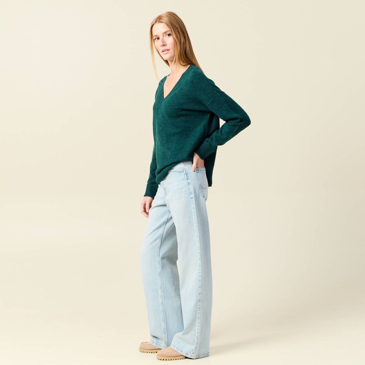 Pull manches longues col en V vert foncé femme