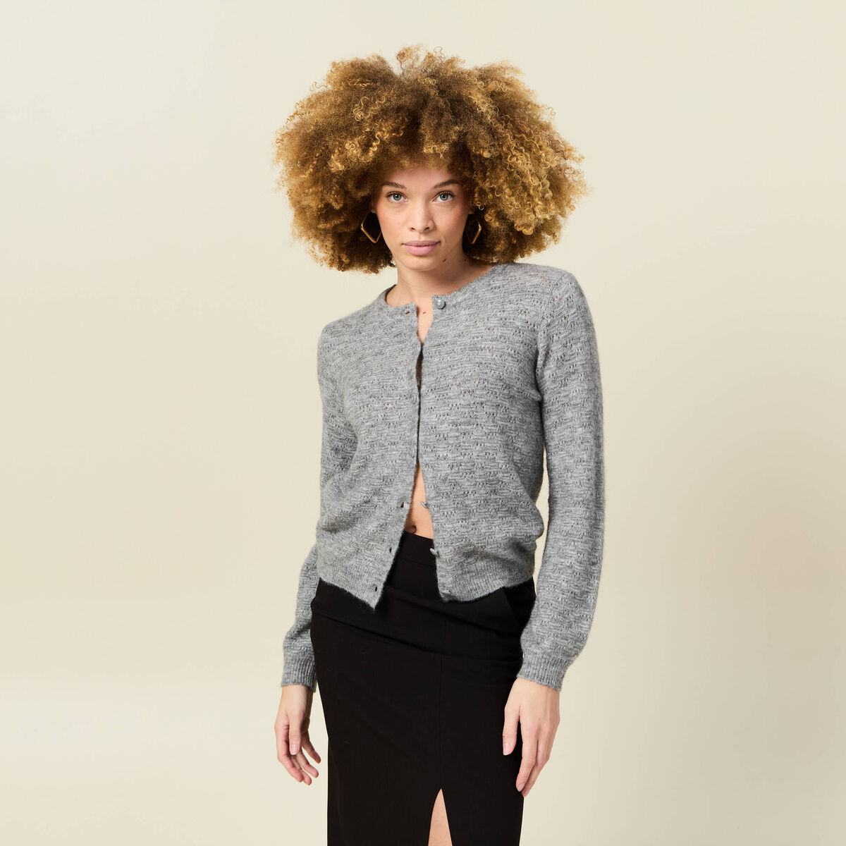 Gilet manches longues ajouré gris clair femme