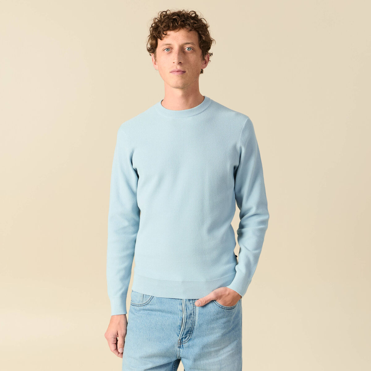 Pull fin col rond manches longues bleu ciel homme