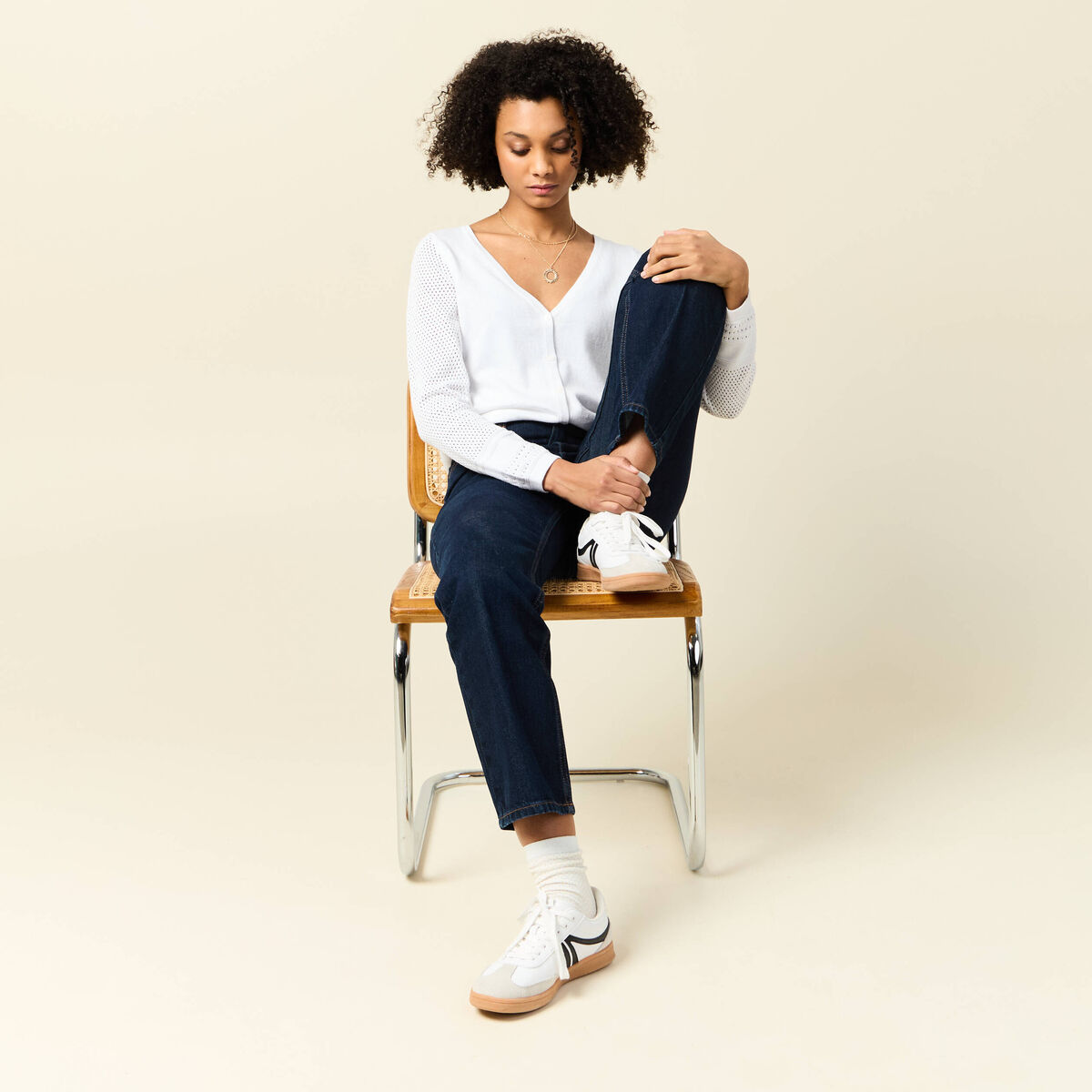 Gilet manches longues boutonné blanc femme