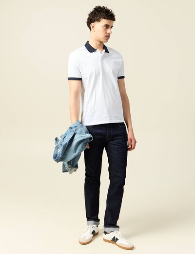 Polo cintr&eacute; en coton manches courtes vert olive homme