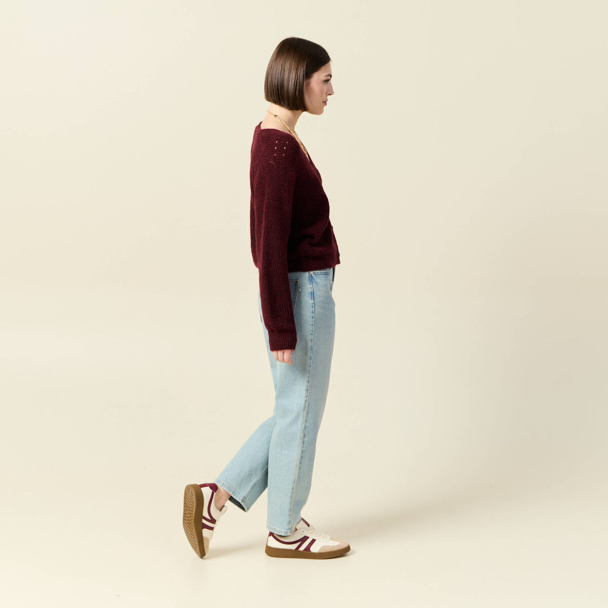 Gilet ajour&eacute; col V manches longues bordeaux femme
