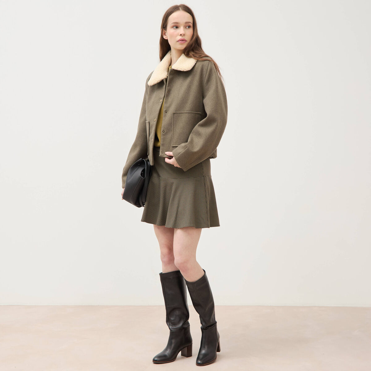 Blouson court oversize col sherpa vert kaki femme