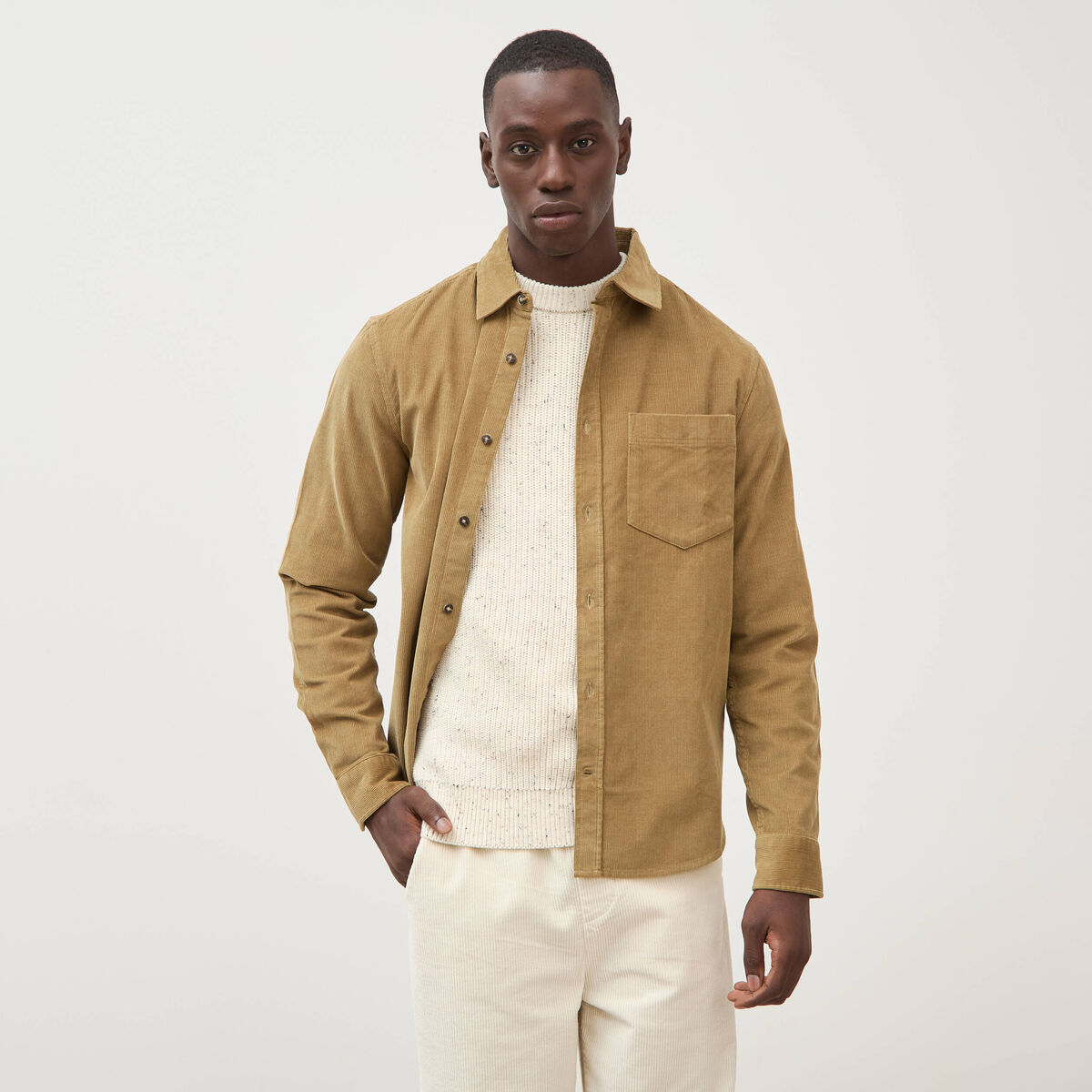 Chemise col classique en velours vert kaki homme