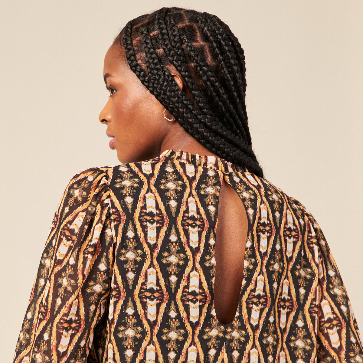 Blouse cintr&eacute;e manches longues col rond camel femme