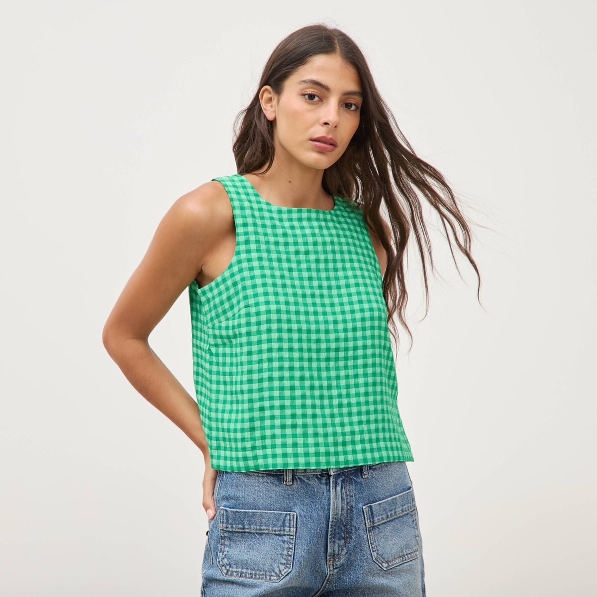 Blouse vichy droite cropped sans manches vert femme