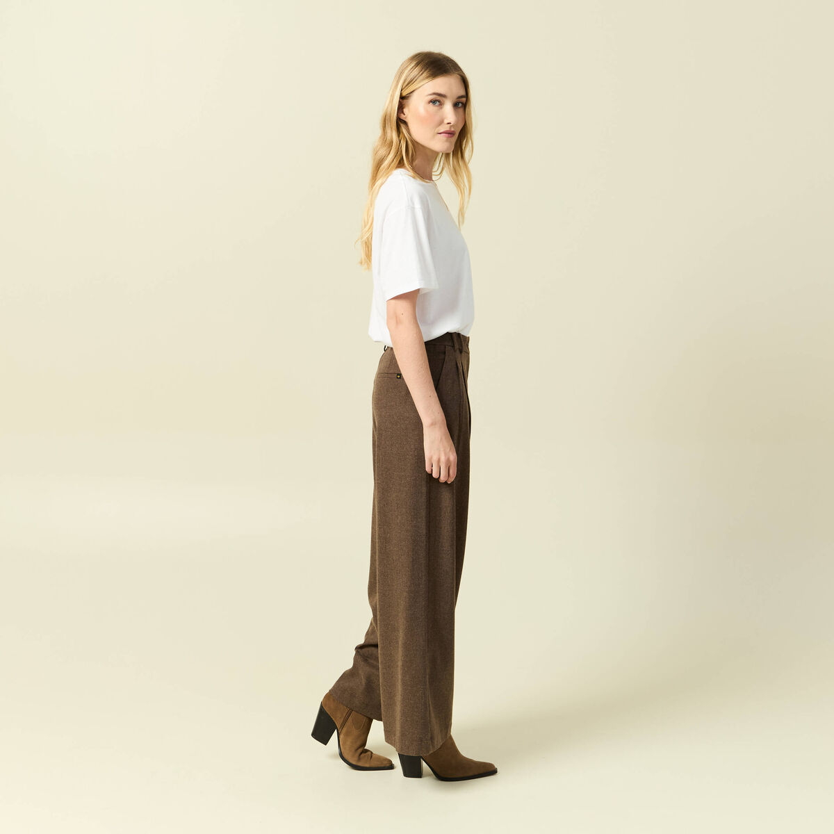 Pantalon large taille haute marron fonc&eacute; femme