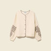 Cardigan droit court col rond brod&eacute; ivoire femme