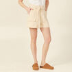 Short cargo fluide ceinturé creme femme