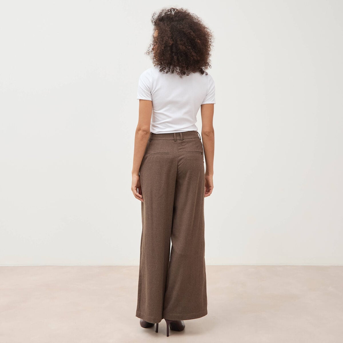 Pantalon large taille standard marron fonc&eacute; femme