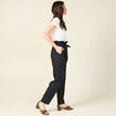 Pantalon carotte ceinturé noir femme