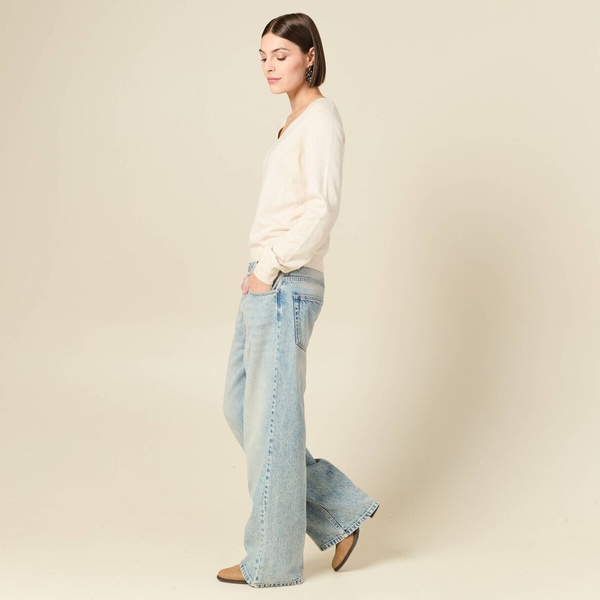 Pull col v manches longues en coton creme femme