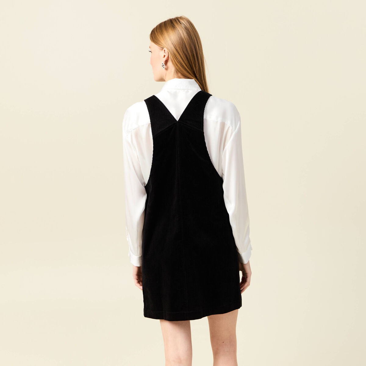Robe chasuble trap&egrave;ze velours noir femme