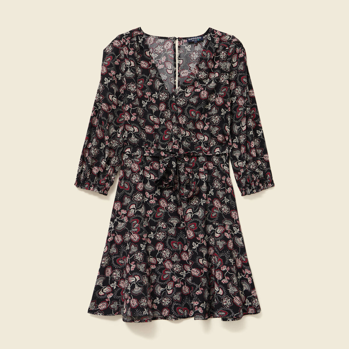 Robe &eacute;vas&eacute;e fluide manches 3/4 noir femme