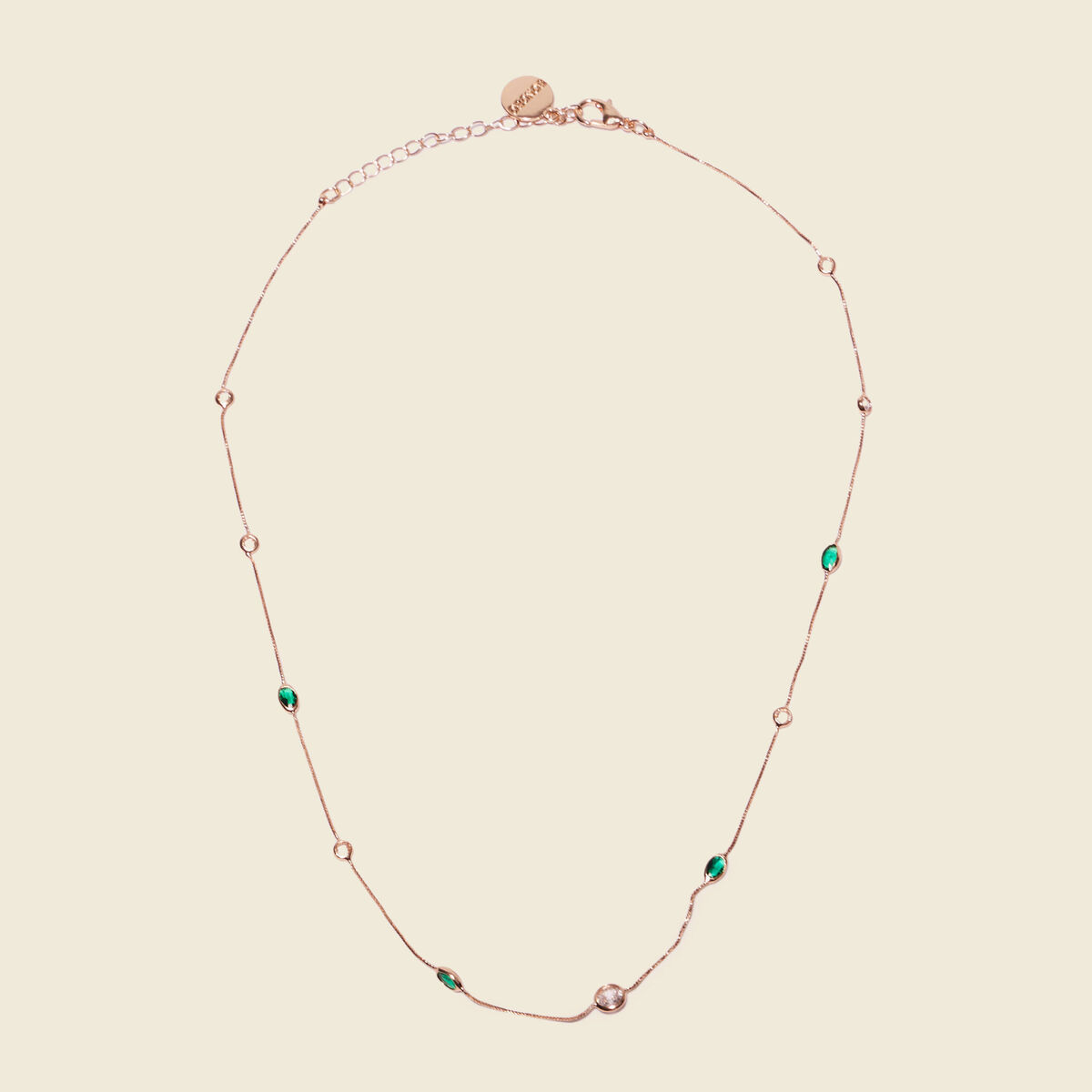Collier avec perles vert olive femme