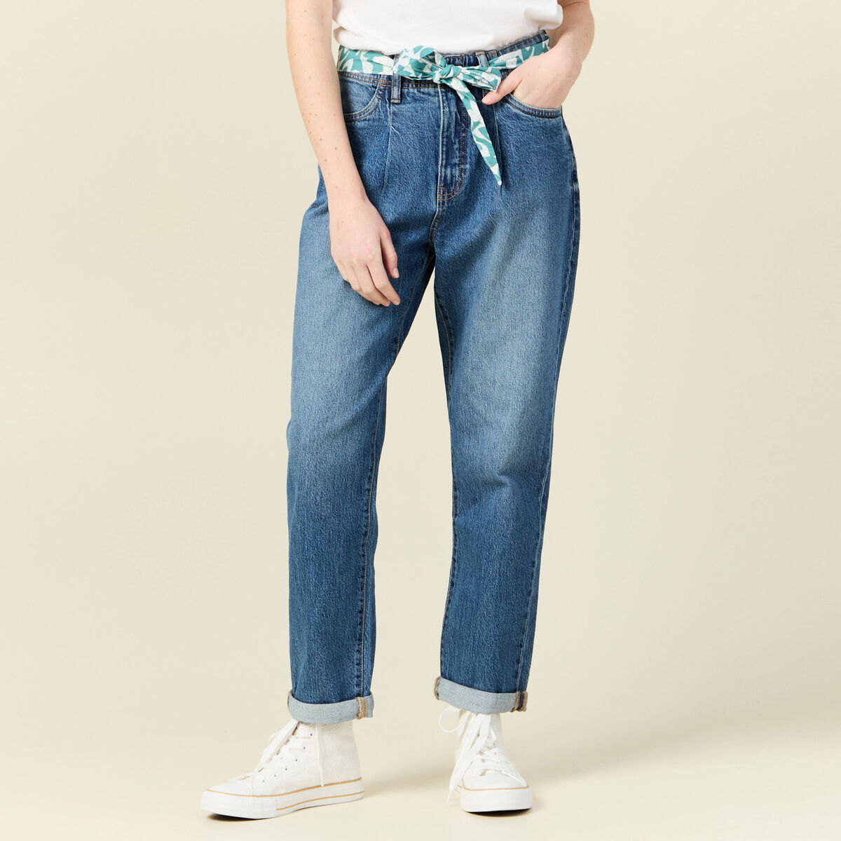 Jeans mom ceinture foulard denim stone femme