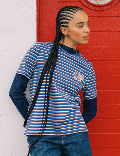 T-shirt ray&eacute; col rond manches courtes bleu electrique femme