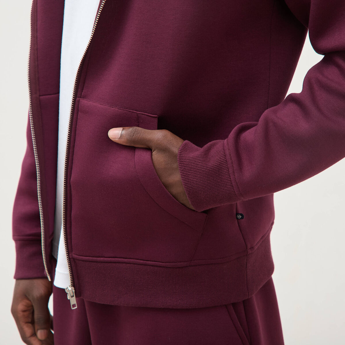 Sweat ample &agrave; capuche manches longues prune homme