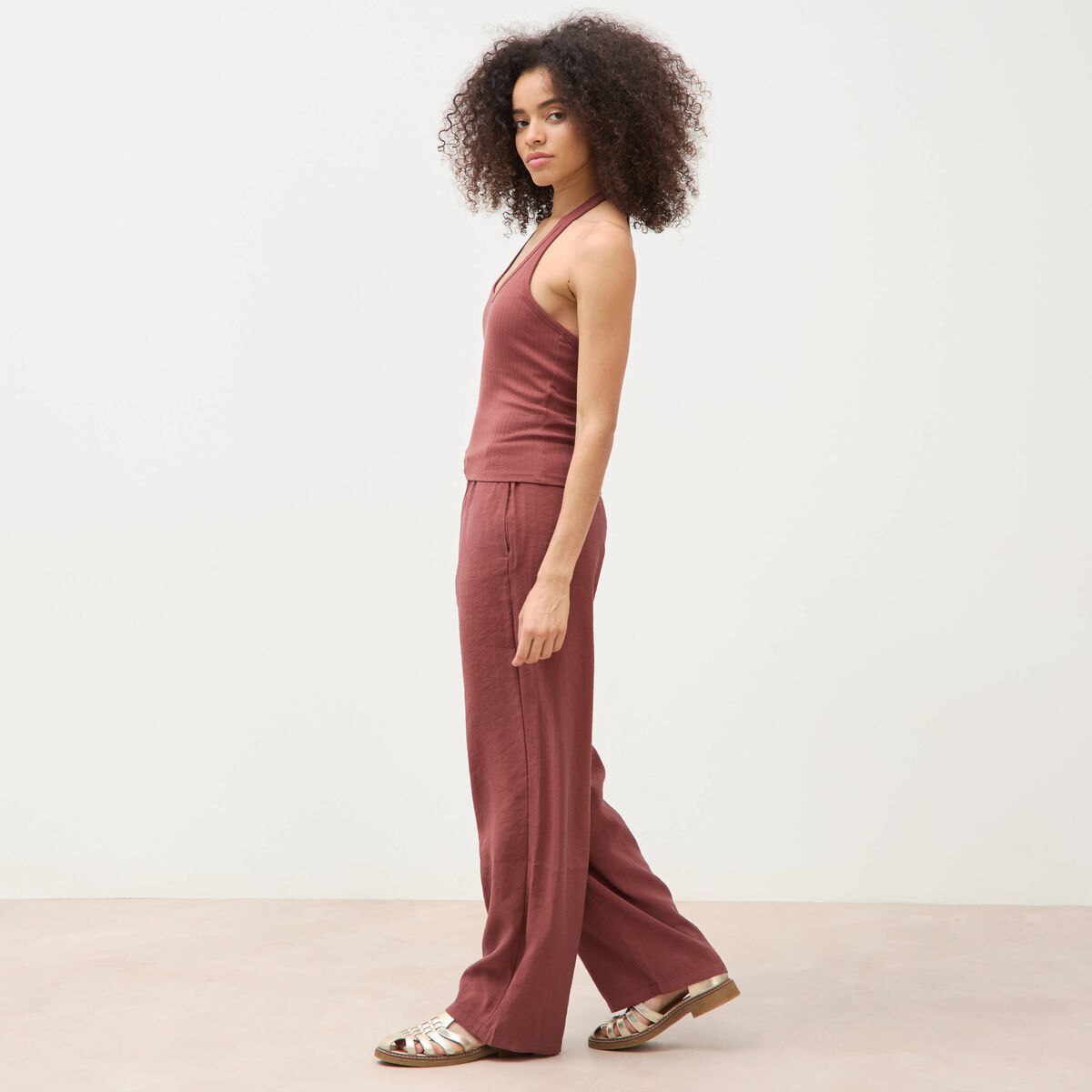 D&eacute;bardeur cropped d&eacute;collet&eacute; doubl&eacute; marron cognac femme