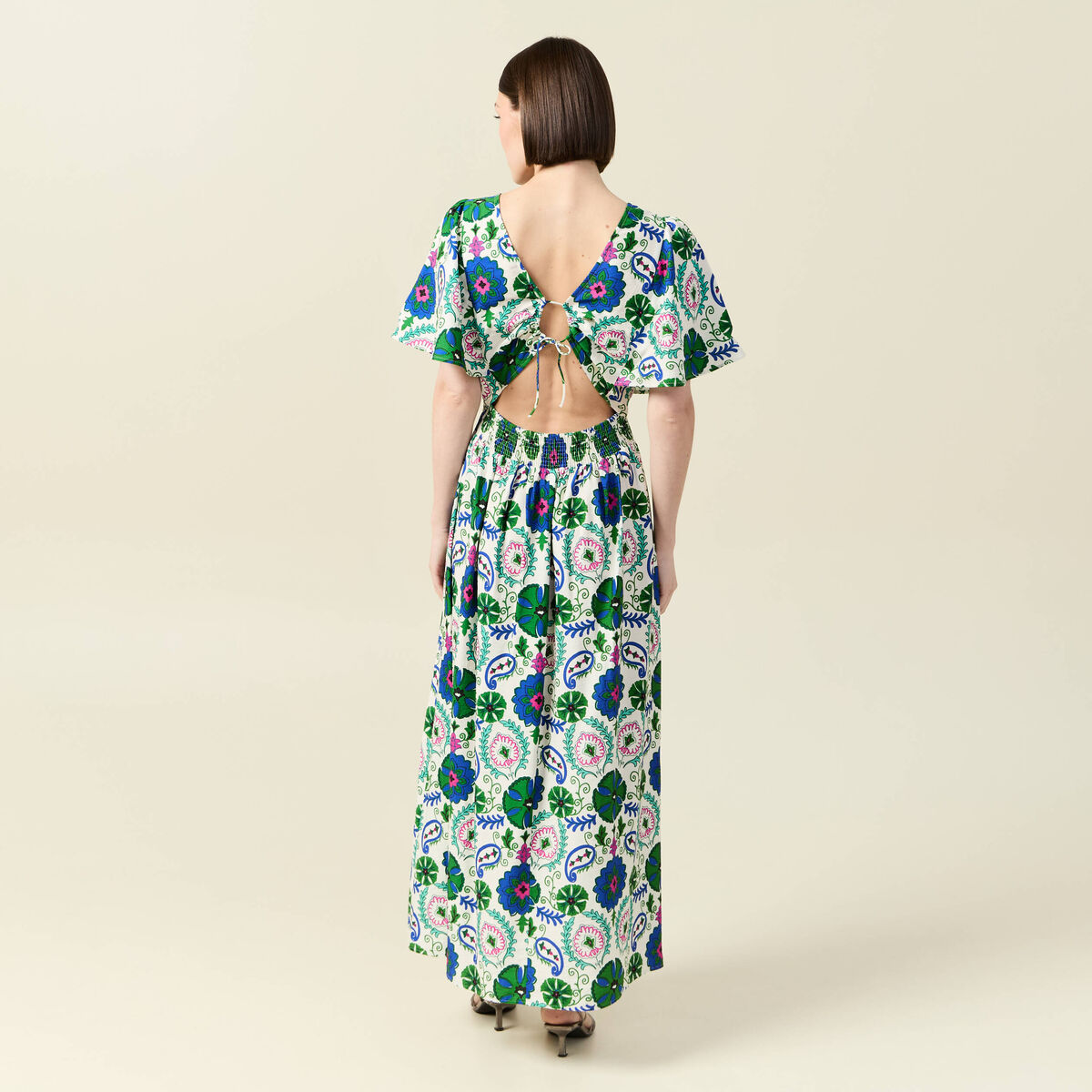 Robe col V manches courtes blanc femme