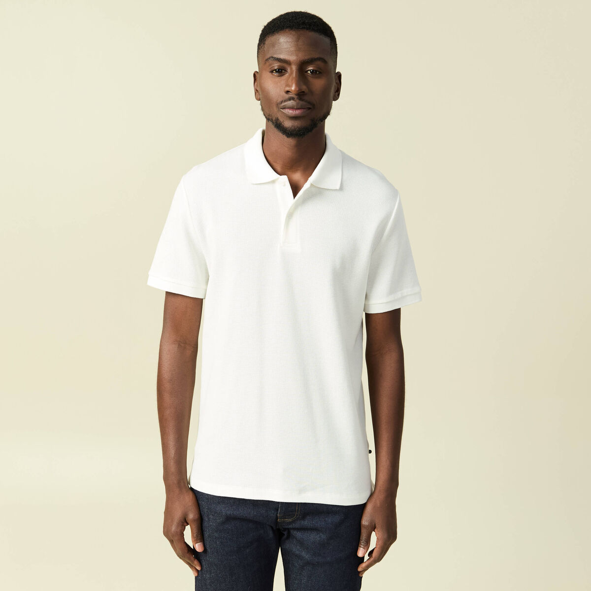 Polo col polo manches courtes en coton ecru homme