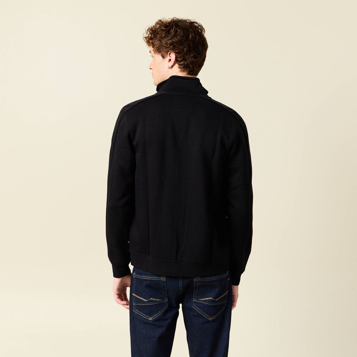 Gilet manches longues zippé noir homme