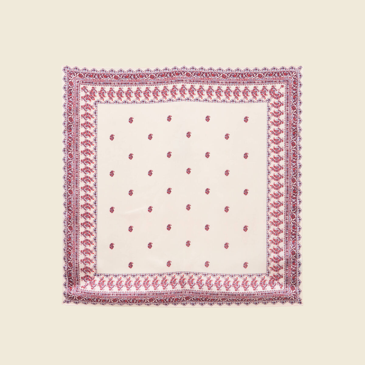 Foulard satin&eacute; ecru femme