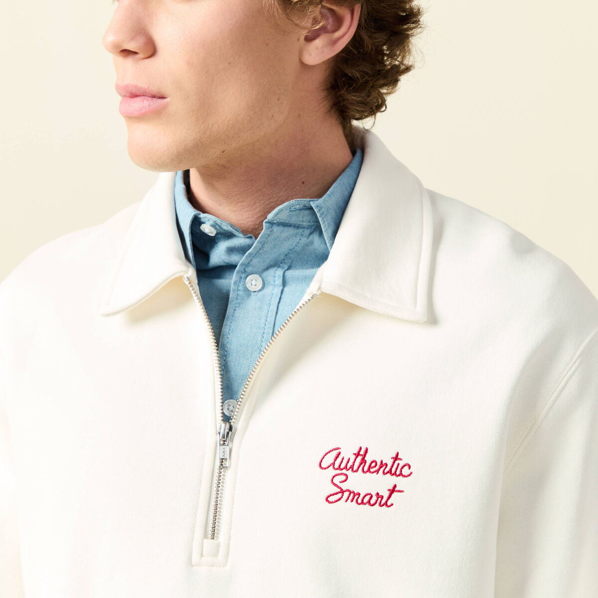 Sweat manches longues col zipp&eacute; en coton ecru homme