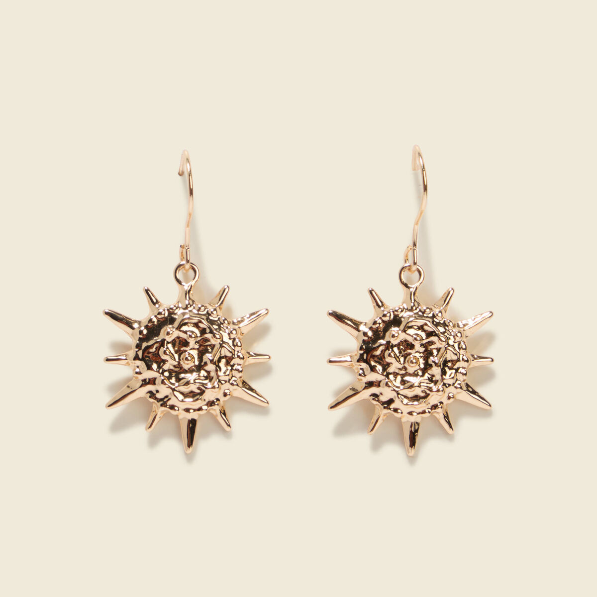 Boucles d'oreilles couleur or femme