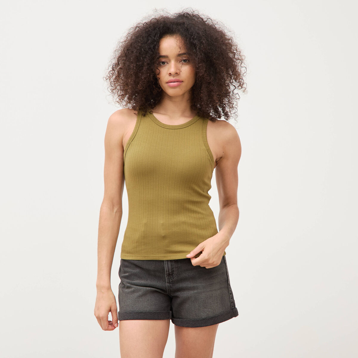 D&eacute;bardeur 2 en 1 avec brassi&egrave;re int&eacute;gr&eacute;e vert kaki femme