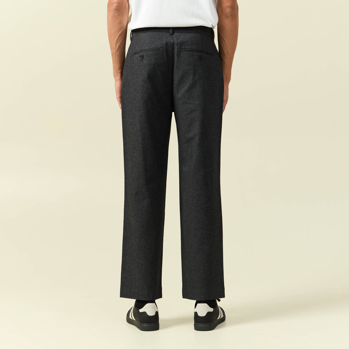 Pantalon chino large longueur 32 gris fonc&eacute; homme