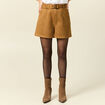 Short droit ceintur&eacute; su&eacute;dine marron femme