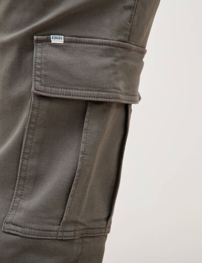 Pantalon battle bas resserr&eacute; vert fonc&eacute; homme