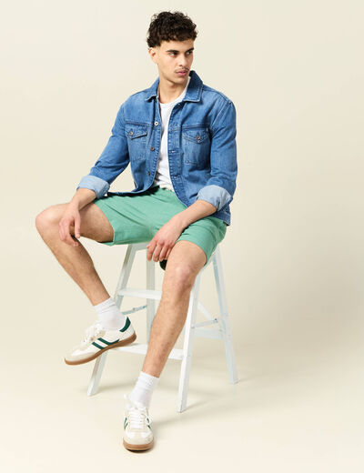 Short droit avec cordon vert homme
