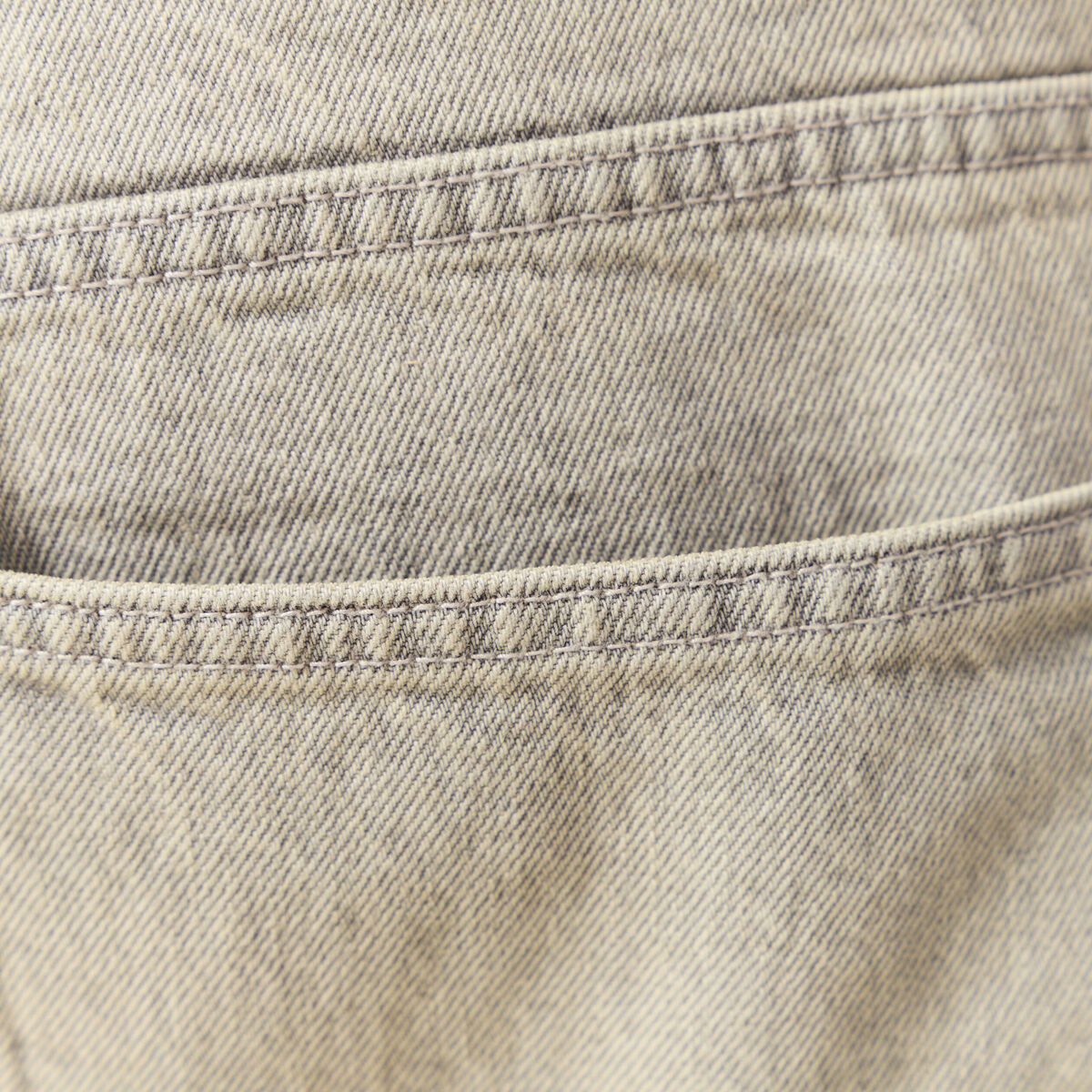 Jeans large 5 poches longueur 32 denim beige homme
