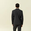 Blazer cintr&eacute; court col tailleur noir homme