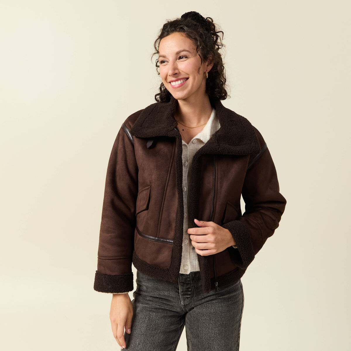 Bombardier court droit similicuir marron femme