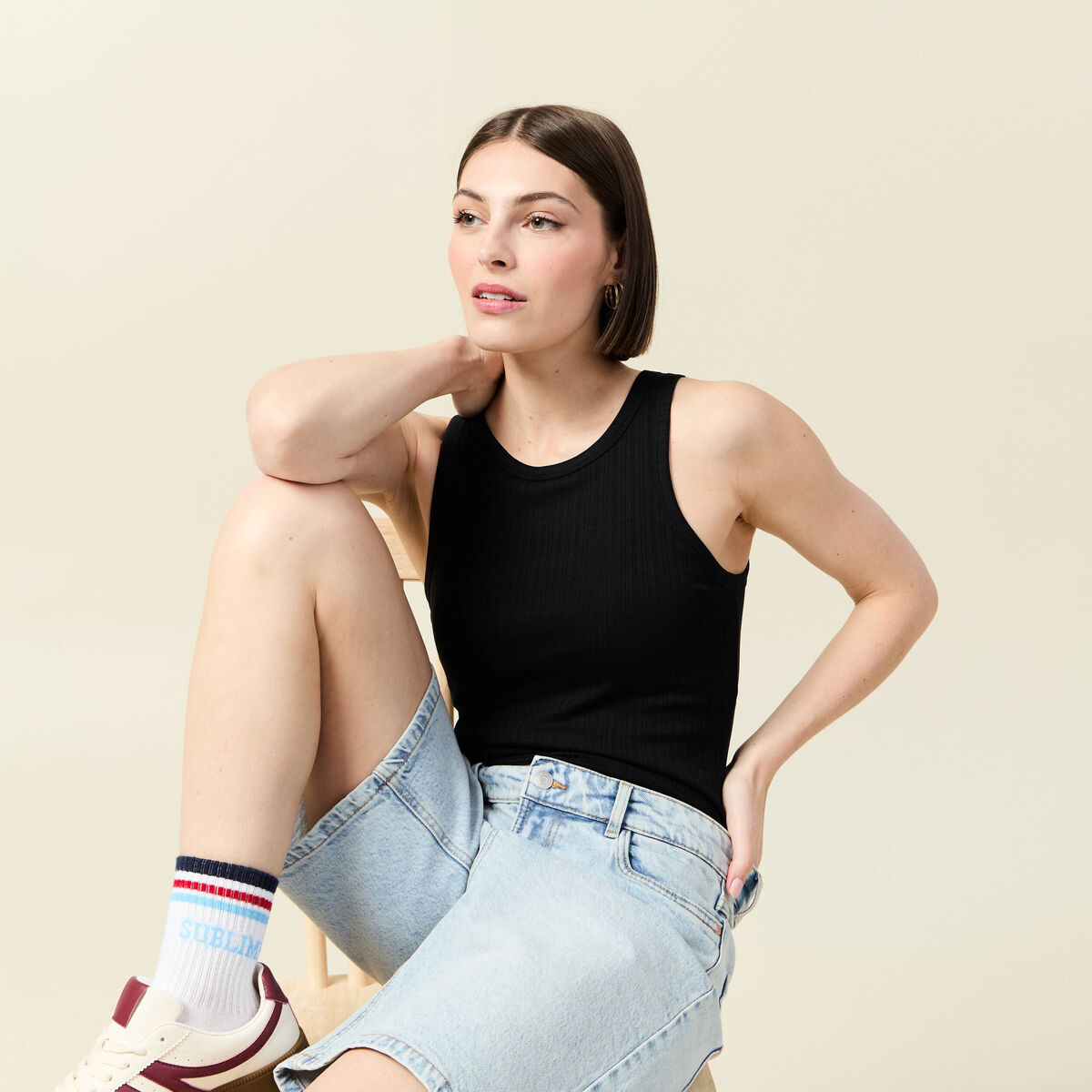 D&eacute;bardeur 2 en 1 avec brassi&egrave;re int&eacute;gr&eacute;e noir femme