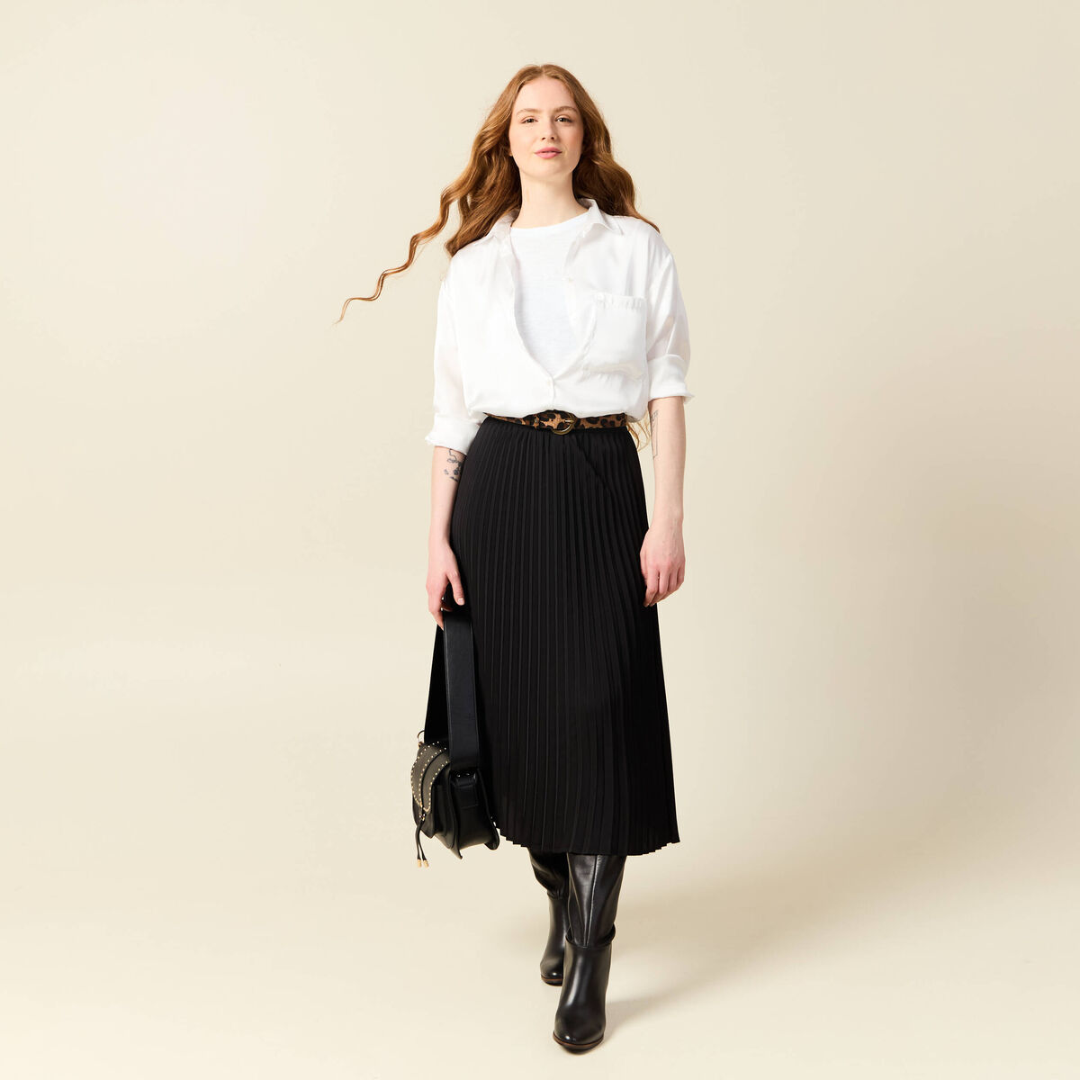 Jupe longue évasée plissée noir femme