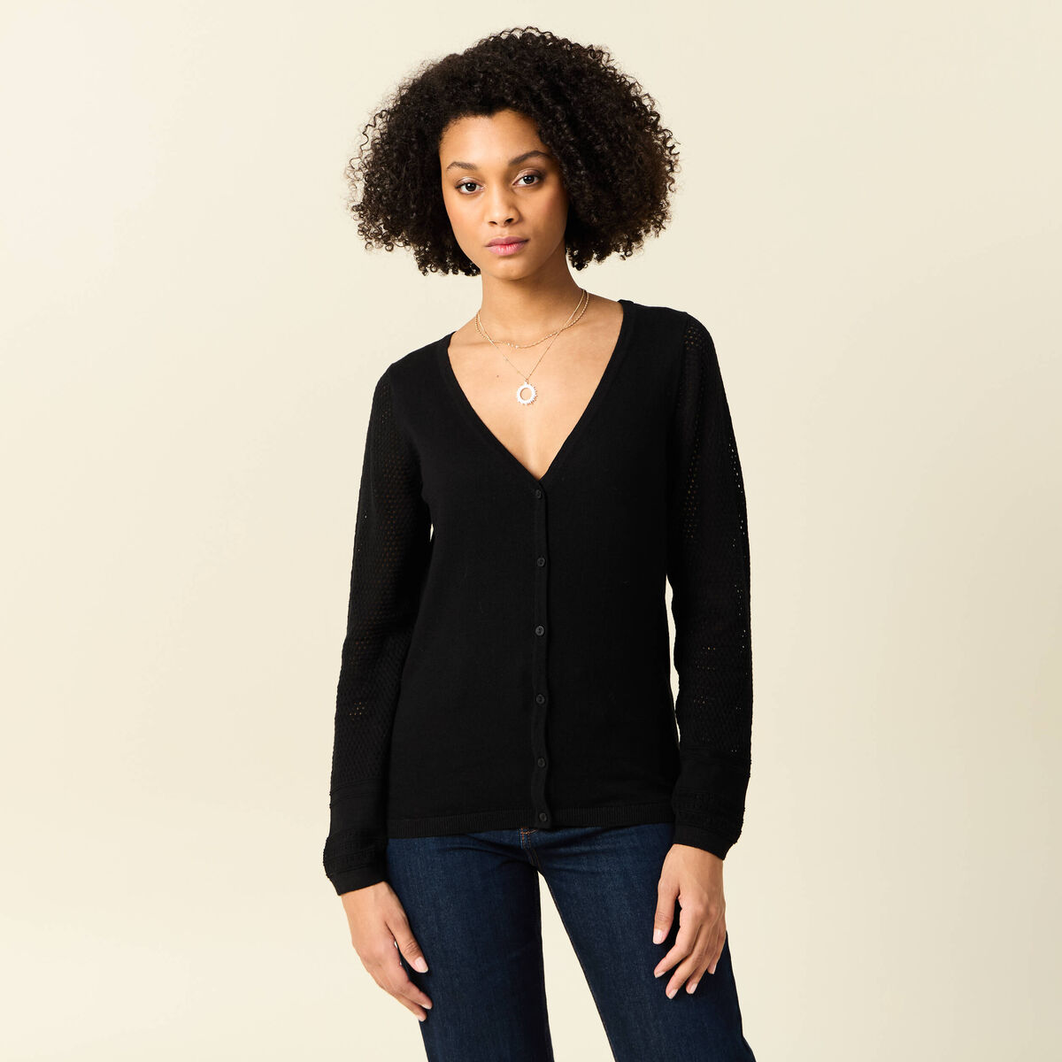 Gilet manches longues boutonné noir femme