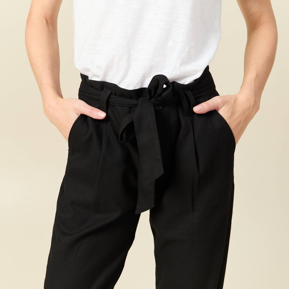 Pantalon paperbag noir femme